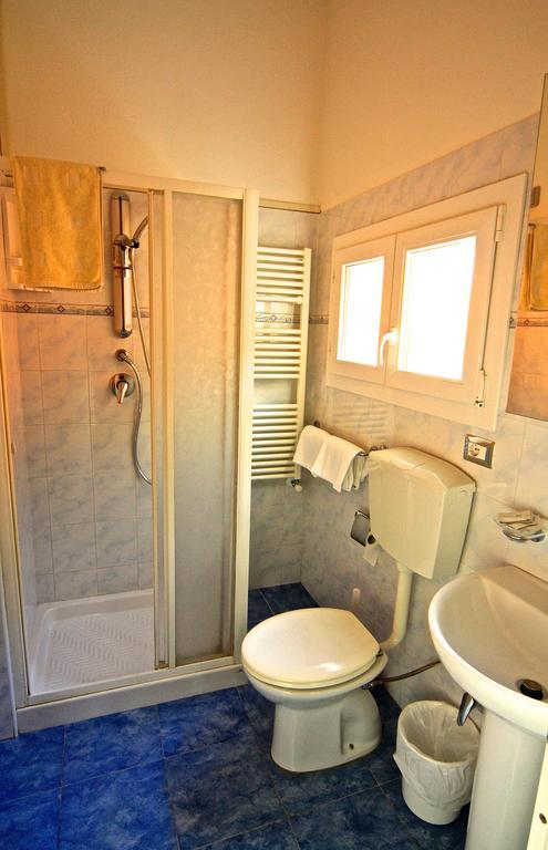 Camere Fontanavecchia فيرناتْسا الغرفة الصورة